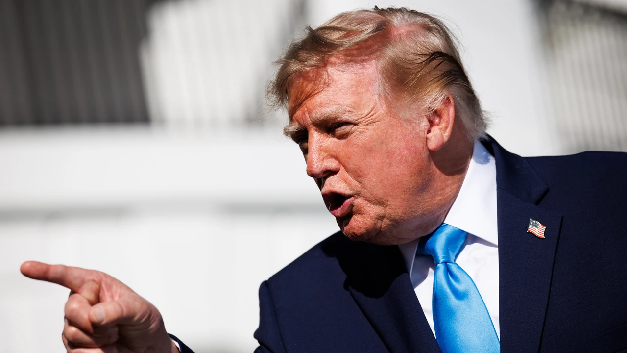 Trump charges against Zelensky and assures that "The time has come for Ukraine to have a new president"